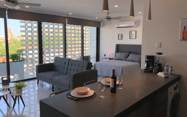 Brandneue erstaunliche Loft im Herzen der Romantic Zone in dowtown