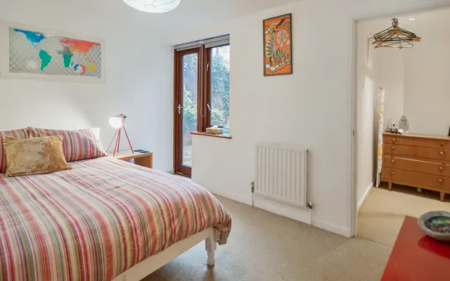 Trendige Ost-Wohnung, Schwulenbars in der Nähe! Frühstück inklusive