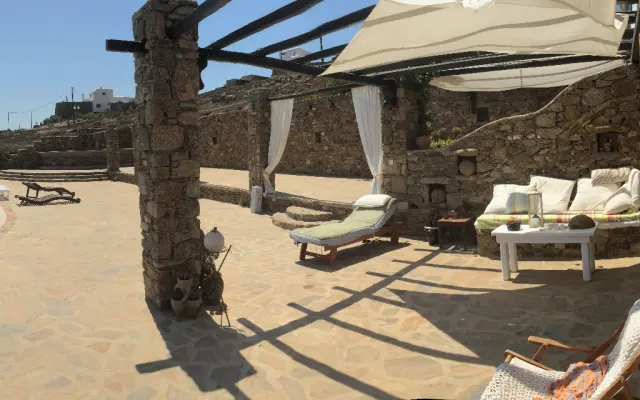 AGRARI VILLAGE Pool Residence