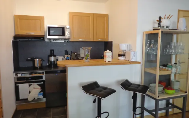 MODERN & COMFORTABLE 1 BEDROOM APPARTEMENT