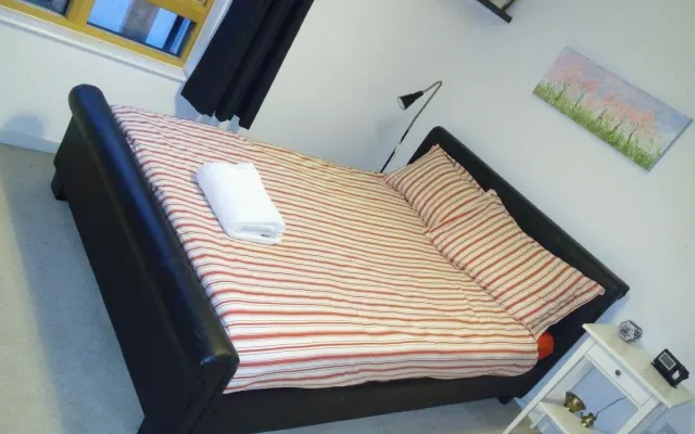 Wimbledon Accom - Doppelzimmer mit Fitnessstudio Zugang SW15