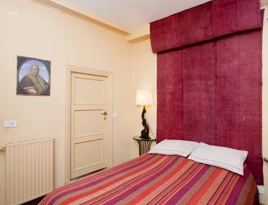 Sleep in Campo de Fiori