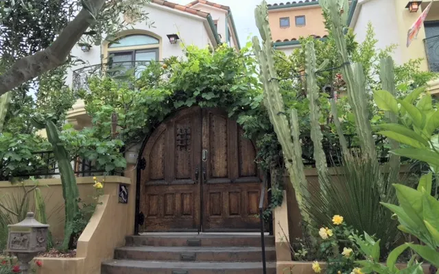 Huntington Beach Compound familiare di tipo europeo - privato!