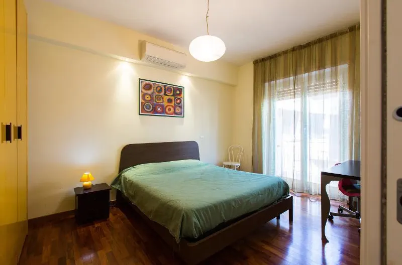 Perto de Trastevere, quarto com casa de banho privativa, ar condicionado - Foto 1