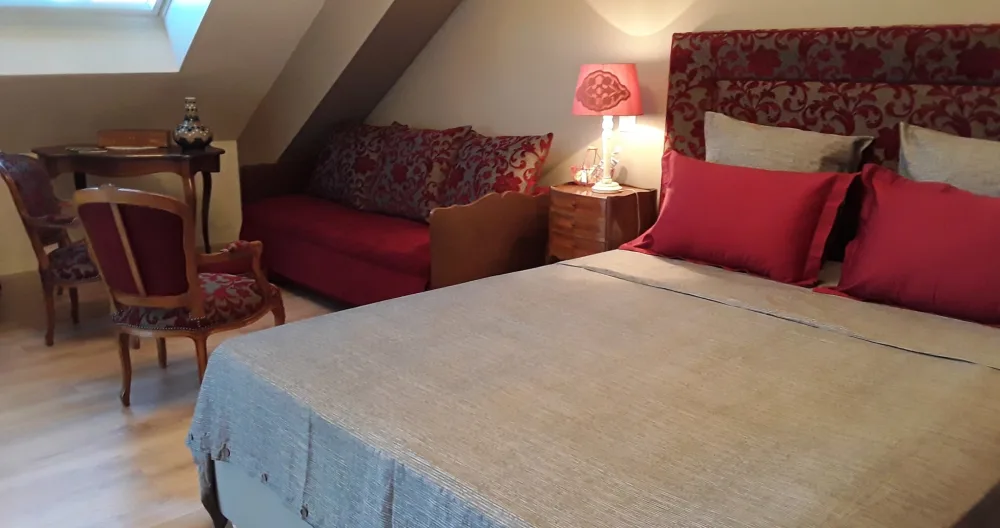 Romantic Room at Villa Bernadette Ma Chère - Picture 1