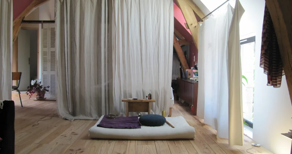 C&dr!c's listing on misterb&b - Relaxation area, massage, meditation