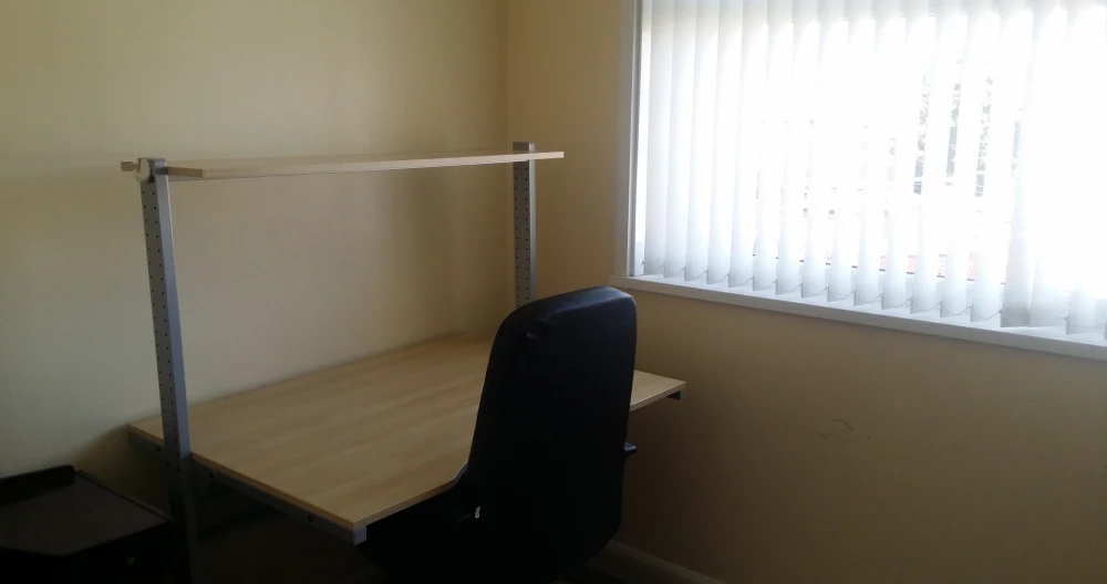Double room 12 mins Benton Metro to Newcastle City Centre Free Parking - Picture 2