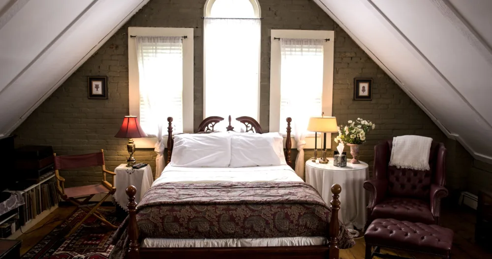 Schneider Suite, Clifford House - Photo 1