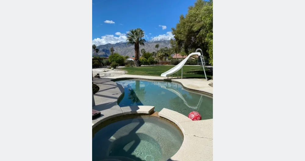 Palm Springs retreat with a large private backyard & spectacular view - Picture 1