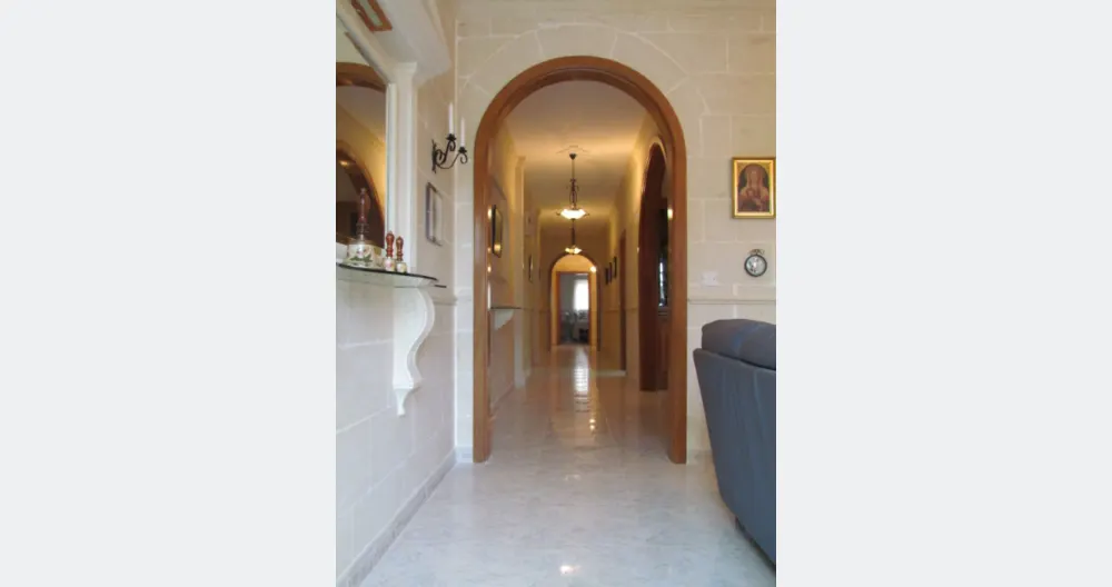 3 Bed Apartment in quiet Mgarr Village - Photo 1