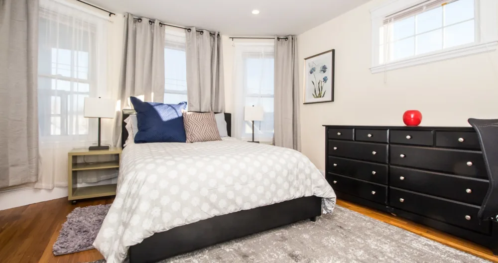 Renovated Furnished Apartment in Cambridge Home - Picture 1