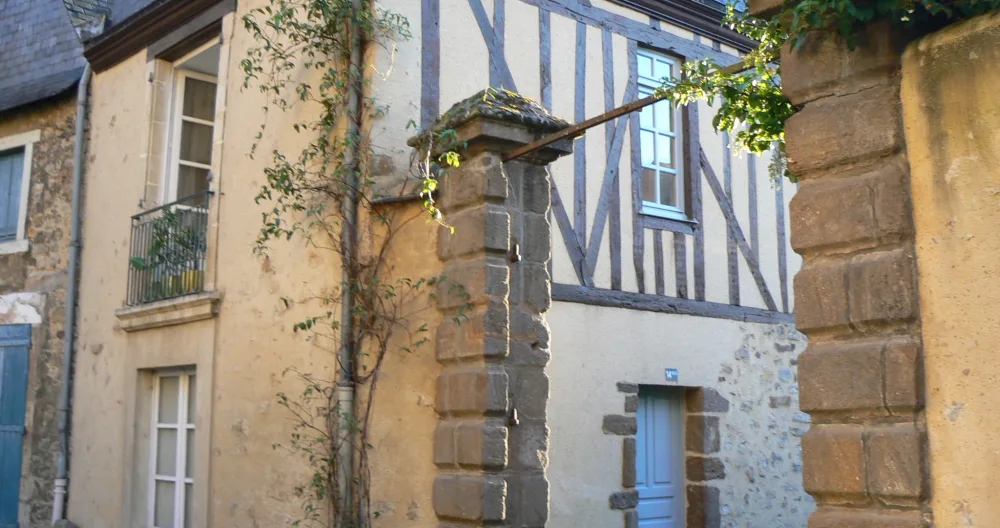 Petite Maison Romantique Coeur Historique Vue Ville au calme - Picture 1