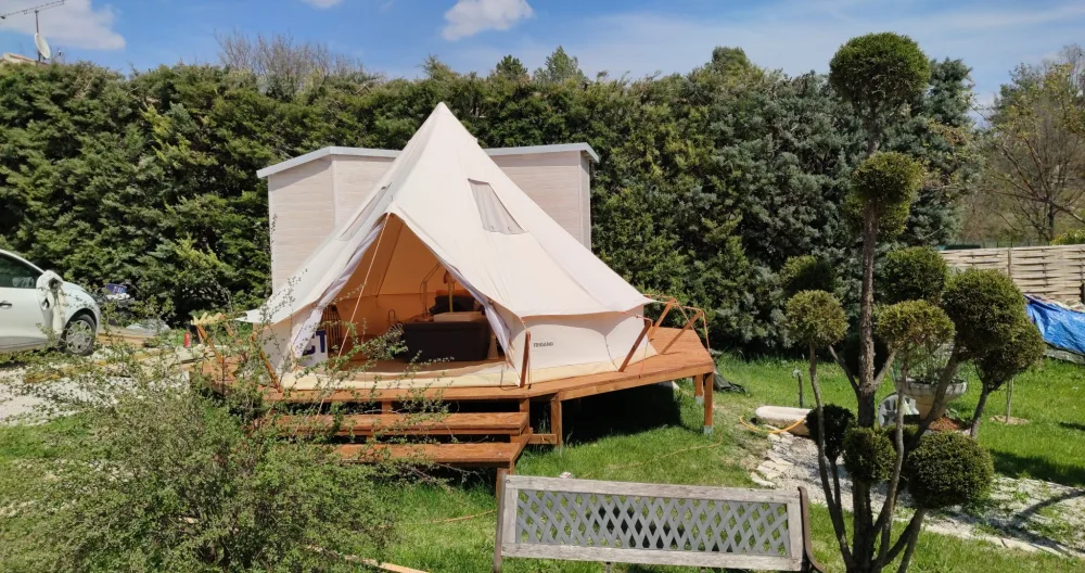 Sigonce, Luberon, Glamping, tente saharienne de 14m2 - Photo 2