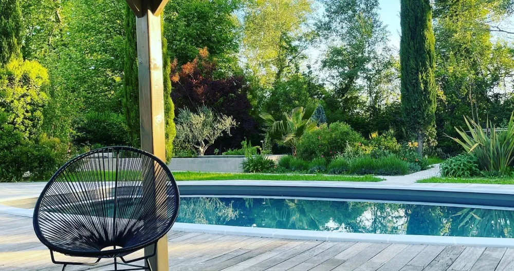 Annonce de Jean-Marc et Fabrice sur misterb&b - piscine