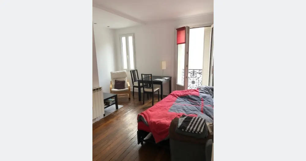 GRANDE CHAMBRE DANS T2 NATURISTE / Paris-Centre GAMBETTA/PERE LACHAISE - Photo 1
