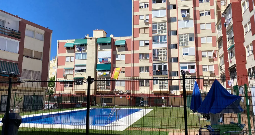 Neue Wohnung mit Blick und Pool, im Zentrum der Stadt - Foto 1