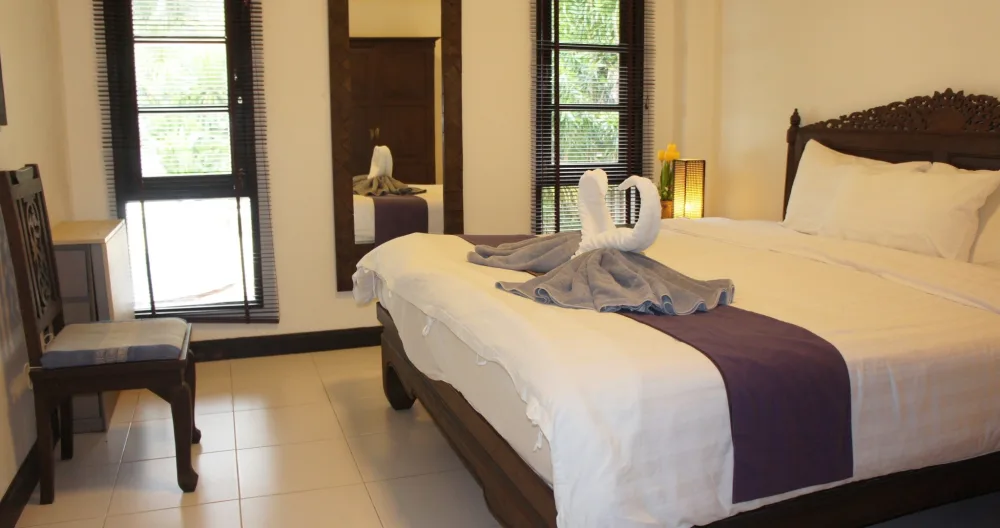 Phuket Gay Homestay - Room B - King size Bed - Foto 1