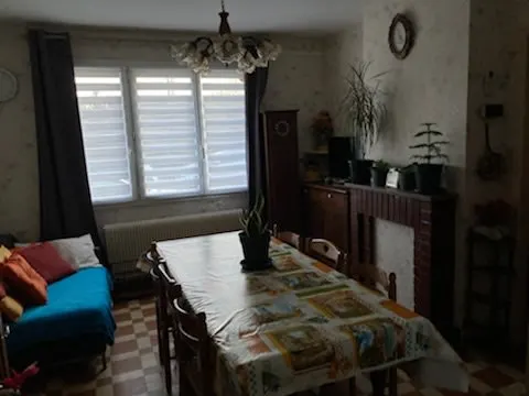bedroom - Picture 3