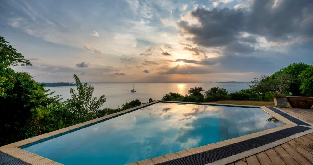 Villa privée au sommet du Ciff avec piscine, plage et superbe coucher de soleil - Photo 1