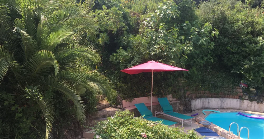 Le cannet 06, Chambre à l'étage dans une maison avec piscine - Photo 1