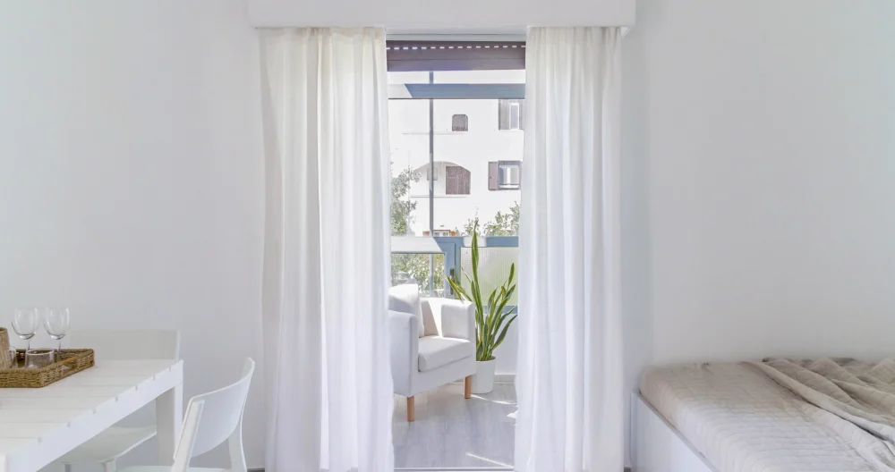 Saronida - Minimal studio near the best nudist beaches of Attica - Picture 1