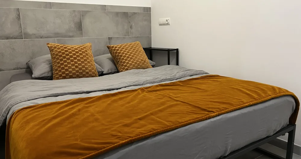 Bright apartment near the port and  10min from the beach - Picture 2