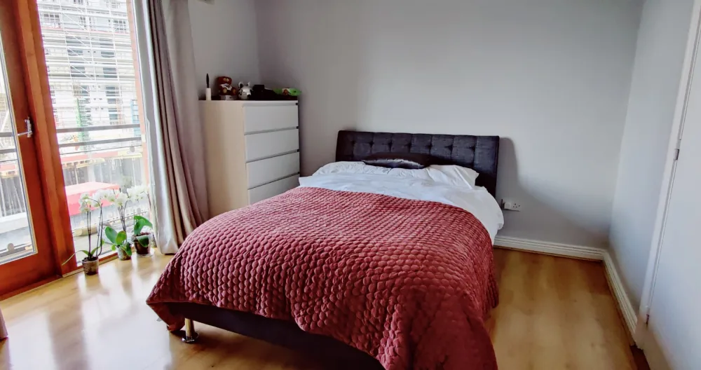 Camera doppia privata con bagno privato e balcone - Foto 1