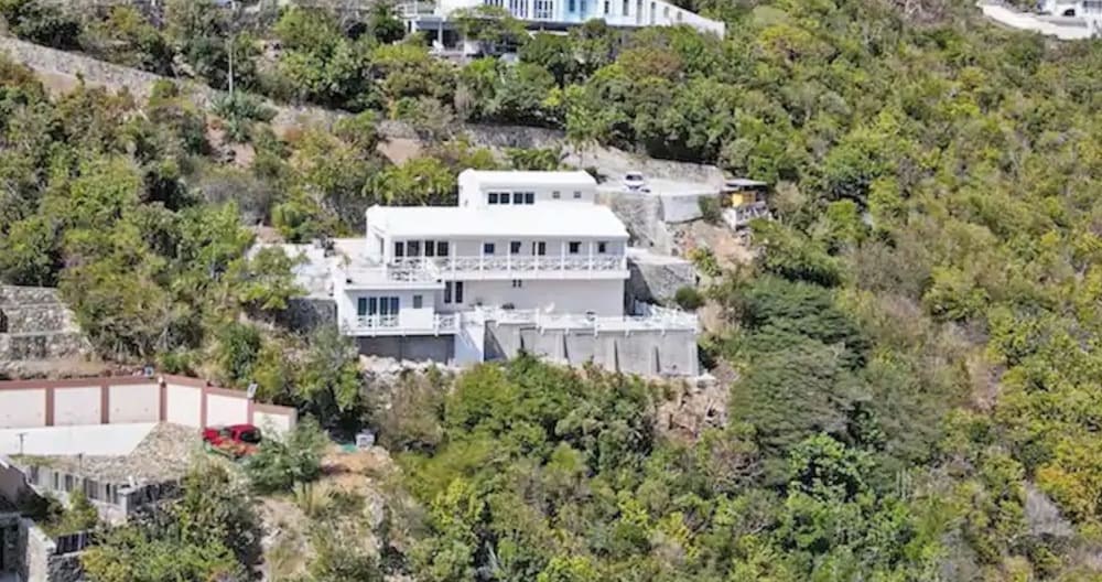 King Size Villa - Picture 2