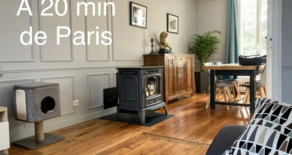 Private rooms in historic house with garden - Picture 1