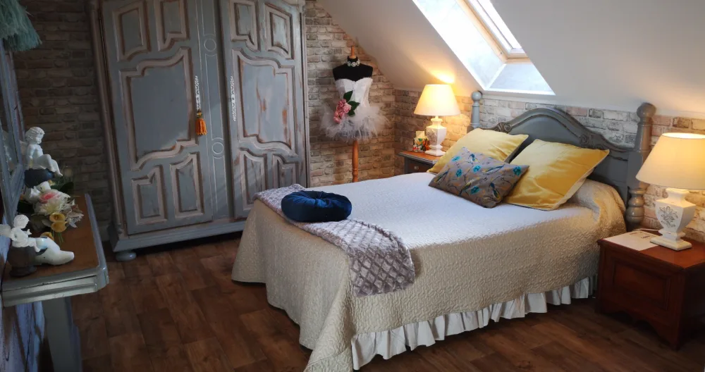 Anuncio de Pierre Stéphane en misterb&b - Chambre Romantique