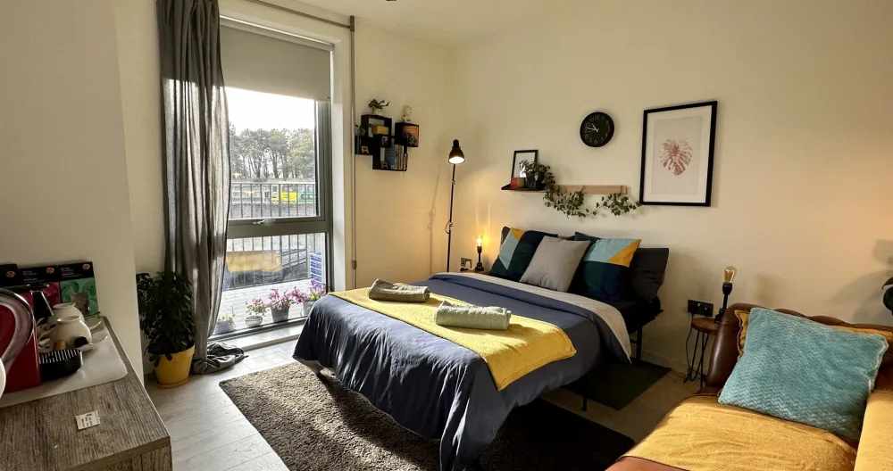 Annonce de Iago-Josip sur misterb&b - Welcome to your bright and airy room! The perfect place to relax after a day of exploring Dublin