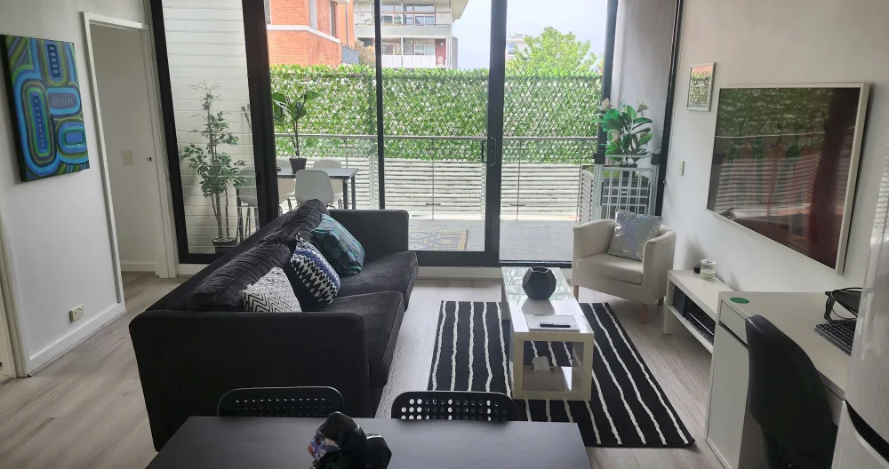 Great Unit in the Heart of ST Kilda - Picture 2
