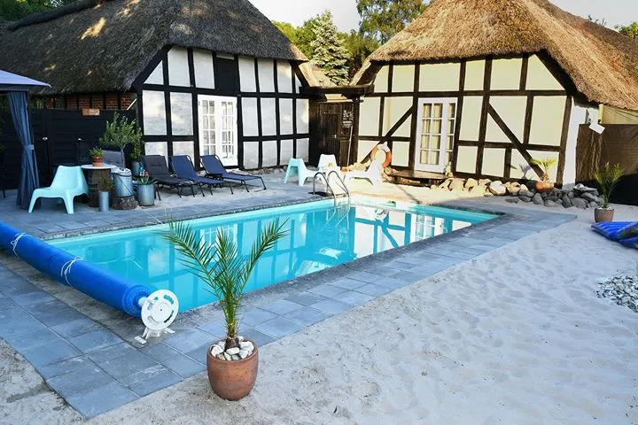 Casa de hóspedes relaxante (Farm61) com piscina, nua no campo - Foto 1