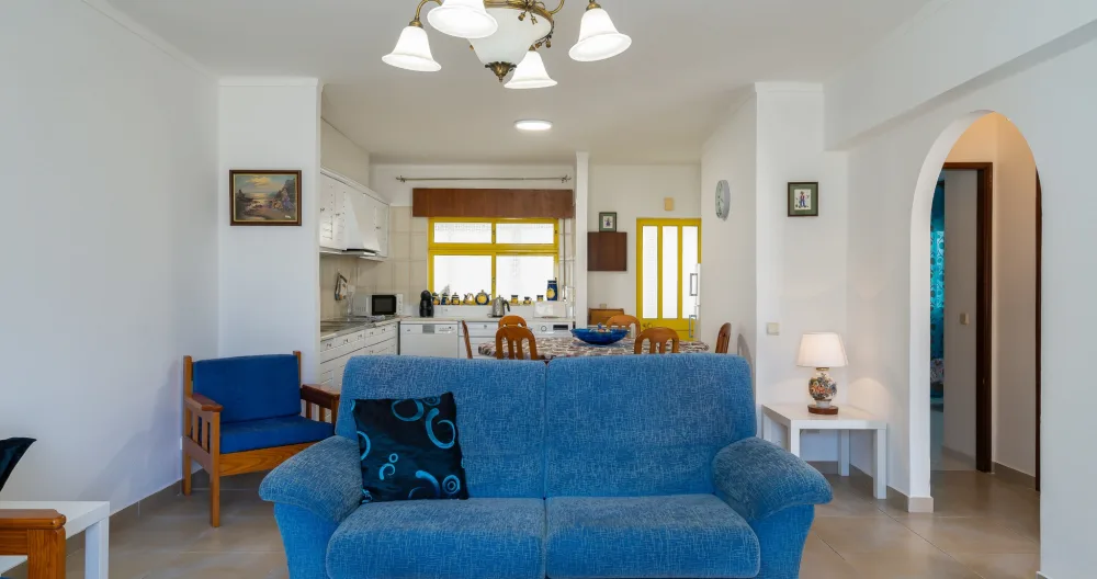 Amplio apartamento con parking y a solo 5 min de Praia da Rocha - Foto 1