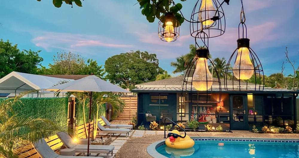 2 bedroom King bed \ 2 bath \ private heated pool - Photo 1