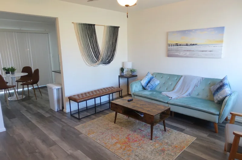 Elegante condominio en Mesa -- ¡Impresionante ubicación! - Foto 1