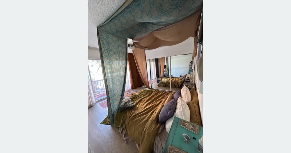 Bonita casa de surf bohemia y artística a una manzana de la playa - Foto 1