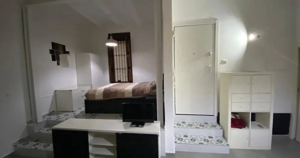 Apartamento en planta baja en el centro de la ciudad - Foto 2