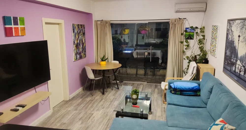 Appartement amusant et spacieux au cœur de Tel Aviv, parfait pour les couples. - Photo 1