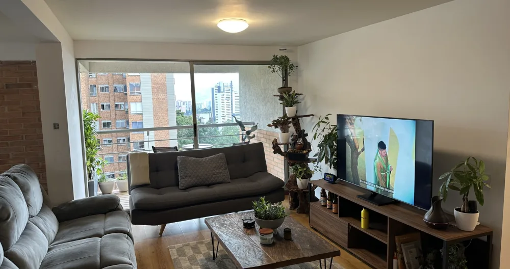  Acogedora habitación privada con piscina climatizada, wifi rápido y servicio de masajes en cabina - Foto 1