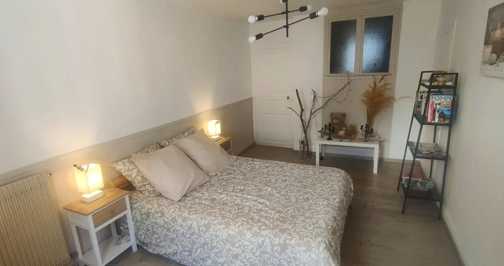 Chambre et salle de bain privées dans notre maison de ville - Photo 1