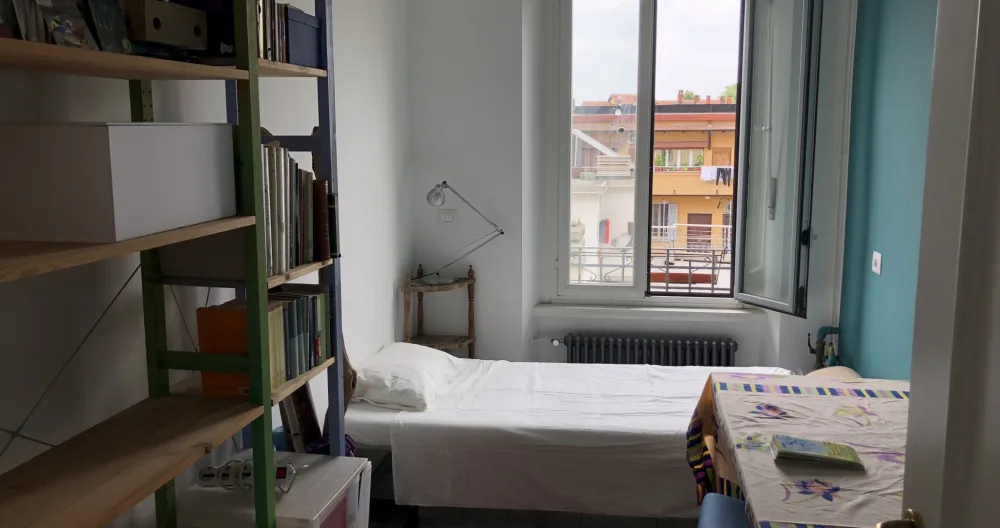 Quiet room in bright and warm apartment in Nolo  - Picture 2