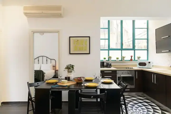 "Vintage Getaway" ; Central & Chic ; 3 min à pied de la plage - Photo 2