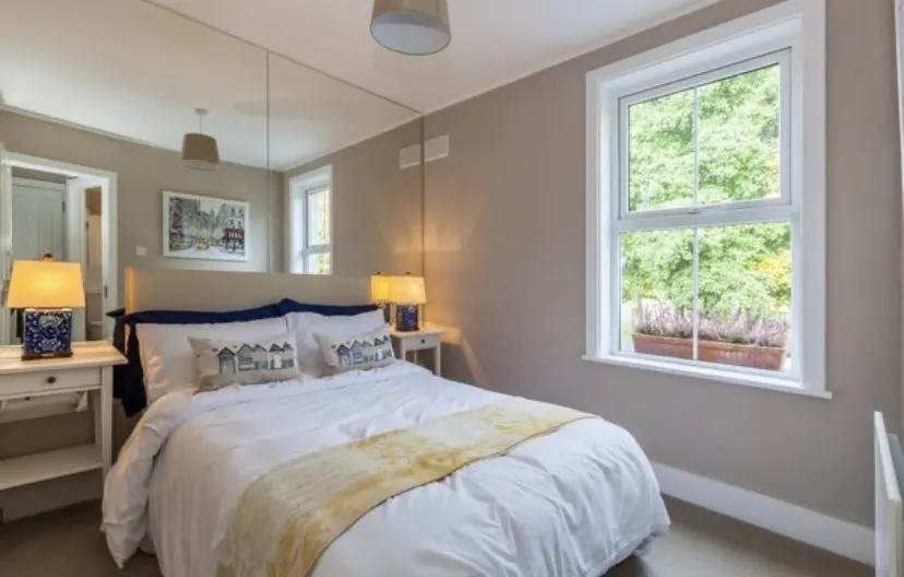 Belle maison en bordure du centre ville
 - Photo 1