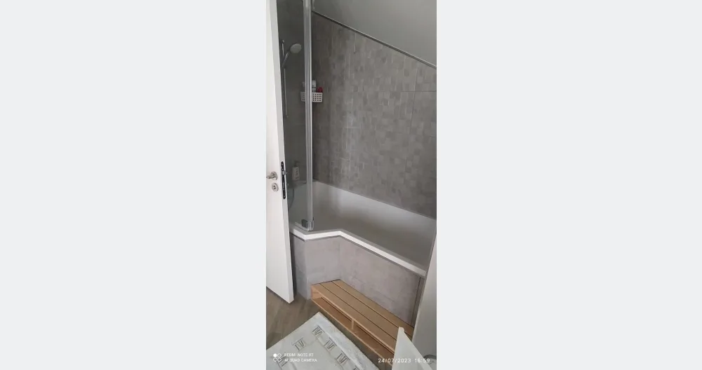 Hübsches kleines Haus an einer Privatstraße, nicht zu übersehen.
Garten in der Stadt! - Foto 2