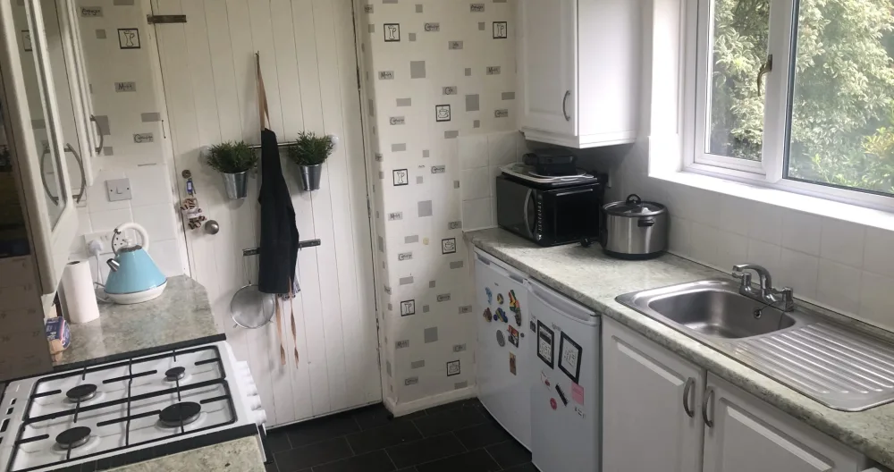 Delightful Room in Manchester  - Picture 2
