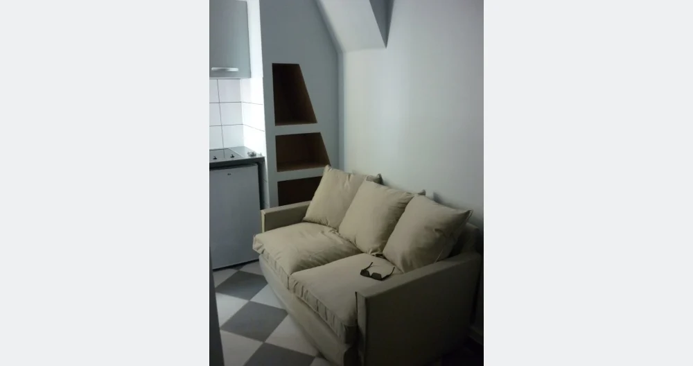 Studette au cœur de Neuilly - Photo 2