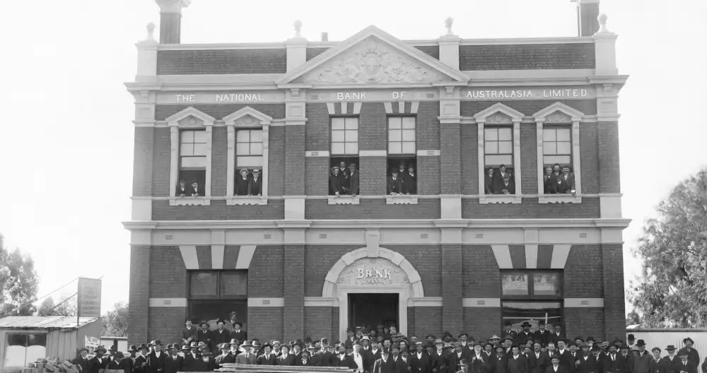 Chan's listing on misterb&b - 1909 opening of the National Bank of Australasia in Dimboola.