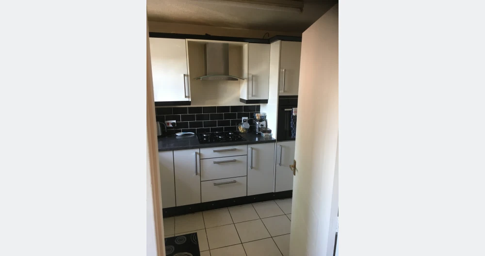 Lovely cosy home just outside the city 15/20 drive or Uber
 - Picture 2