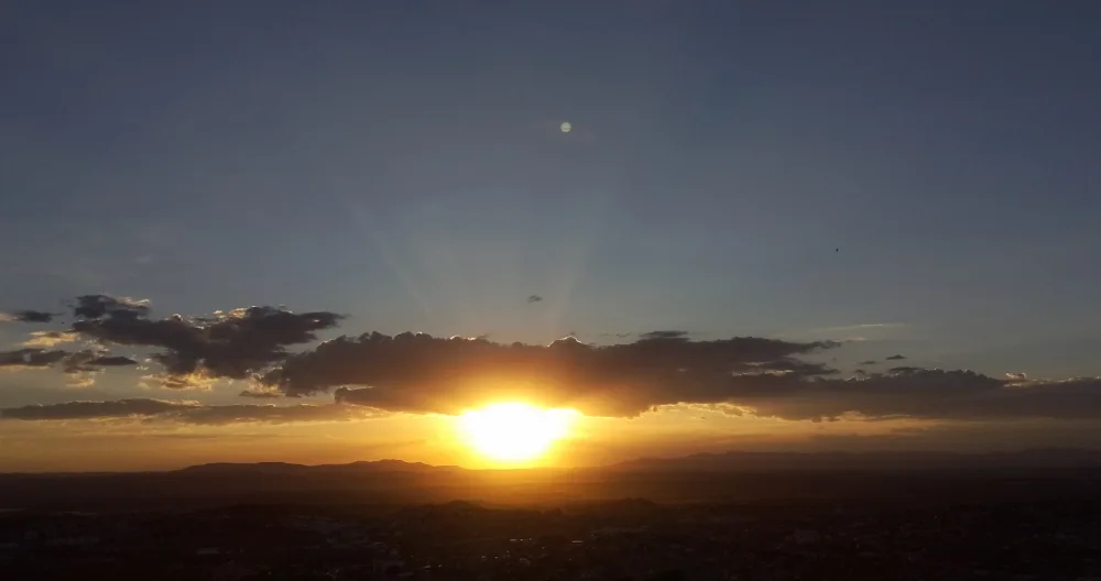 Vistas espectaculares da estufa e localização privilegiada em São Miguel. - Foto 1